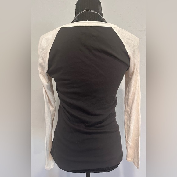 Chaser Graphic Long Sleeve T-Shirt EUC Size S - Picture 3 of 4